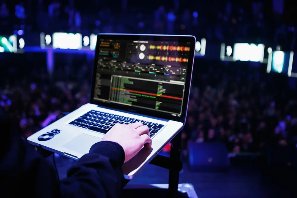 What Laptop Do Most DJs Use